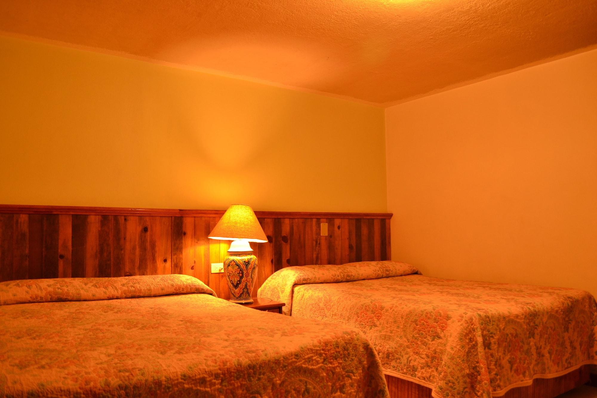 Hotel Posada Del Cobre Кріл Екстер'єр фото